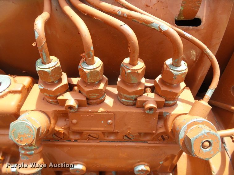 image for item DC5068 1996 Ditch Witch 7610 trencher