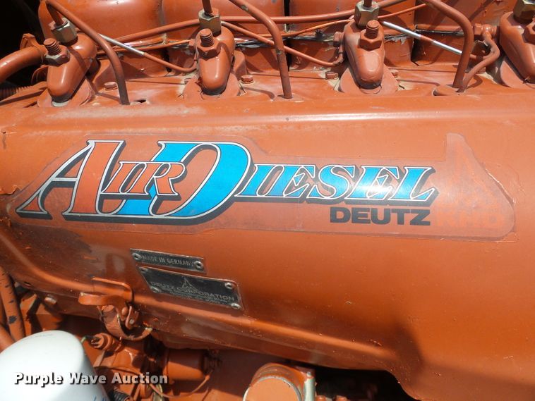 image for item DC5068 1996 Ditch Witch 7610 trencher