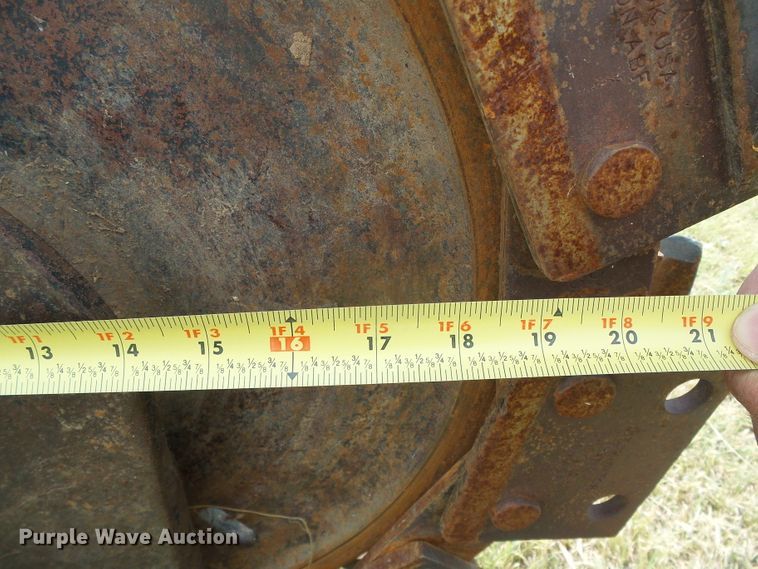 image for item DC5068 1996 Ditch Witch 7610 trencher