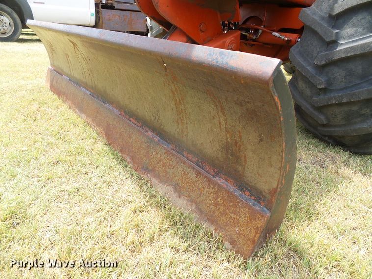 image for item DC5068 1996 Ditch Witch 7610 trencher