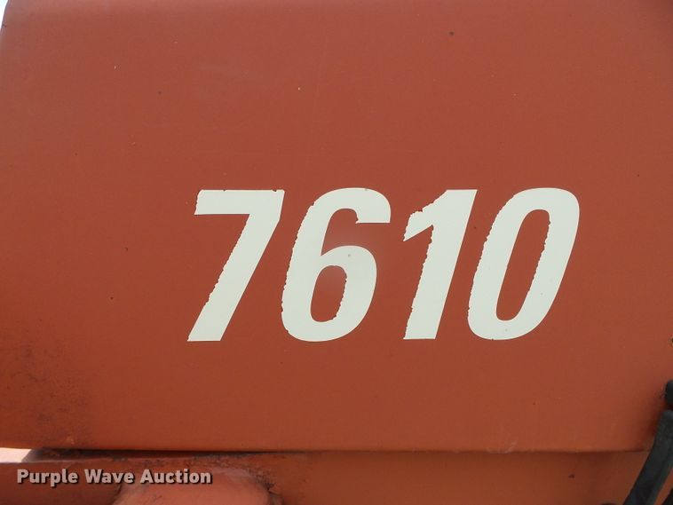 image for item DC5068 1996 Ditch Witch 7610 trencher