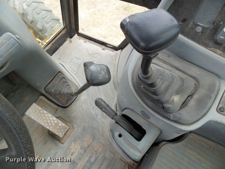 image for item DC5070 2002 Caterpillar 420D backhoe
