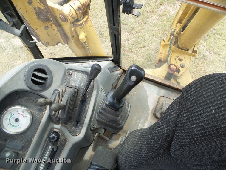 image for item DC5070 2002 Caterpillar 420D backhoe