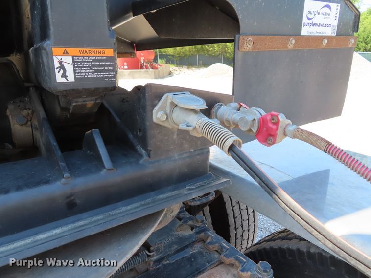 image for item DD6369 2017 Ranco 20-26-QF end dump trailer