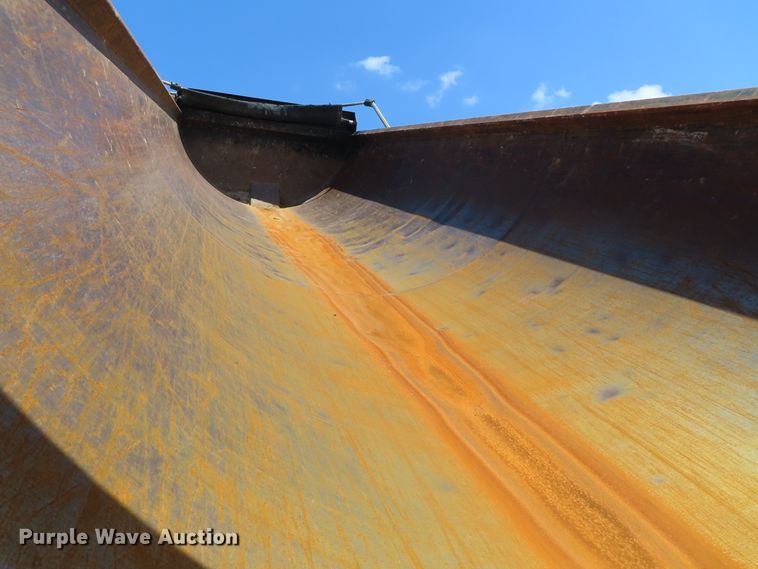 image for item DD6369 2017 Ranco 20-26-QF end dump trailer