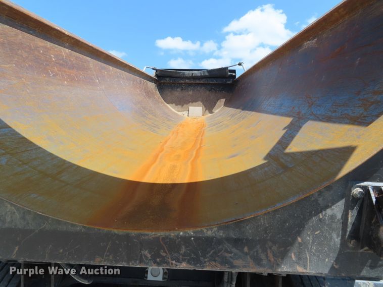 image for item DD6369 2017 Ranco 20-26-QF end dump trailer