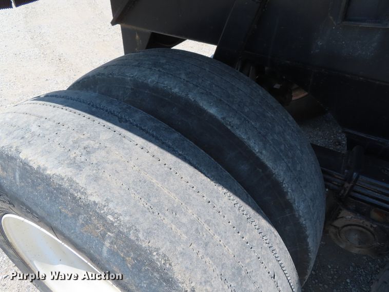 image for item DD6369 2017 Ranco 20-26-QF end dump trailer