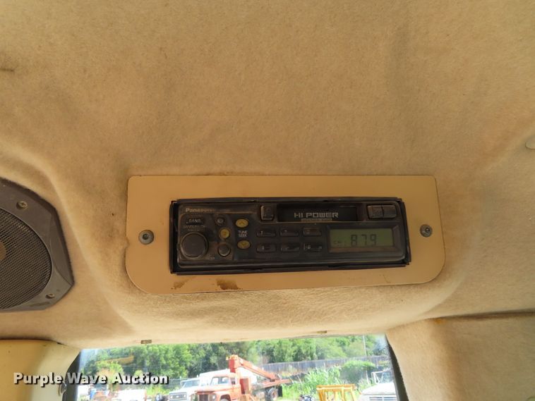 image for item DD6372 2003 Caterpillar 963C track loader