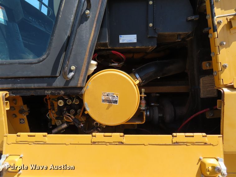 image for item DD6372 2003 Caterpillar 963C track loader