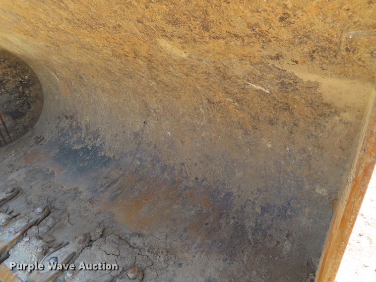 image for item DD6372 2003 Caterpillar 963C track loader