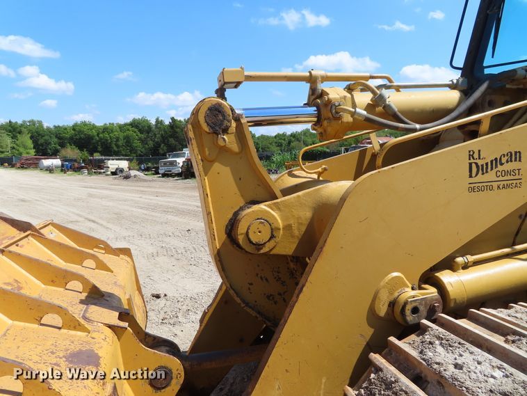 image for item DD6372 2003 Caterpillar 963C track loader