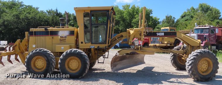 image for item DD6373 2002 Caterpillar 140H VHP motor grader