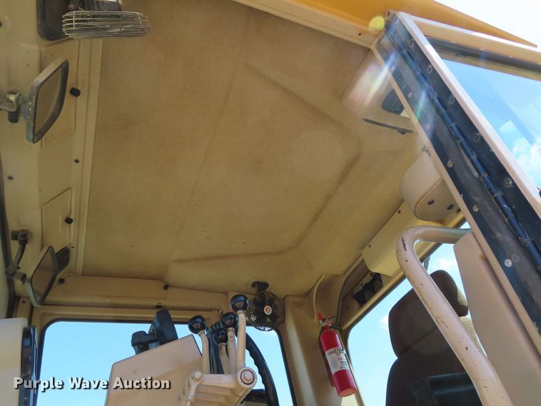 image for item DD6373 2002 Caterpillar 140H VHP motor grader