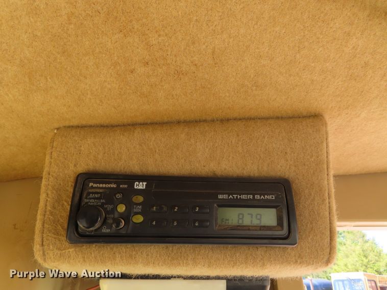 image for item DD6373 2002 Caterpillar 140H VHP motor grader