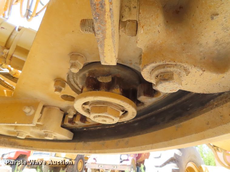 image for item DD6373 2002 Caterpillar 140H VHP motor grader