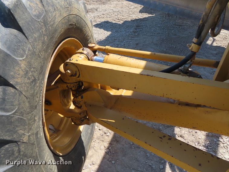 image for item DD6373 2002 Caterpillar 140H VHP motor grader