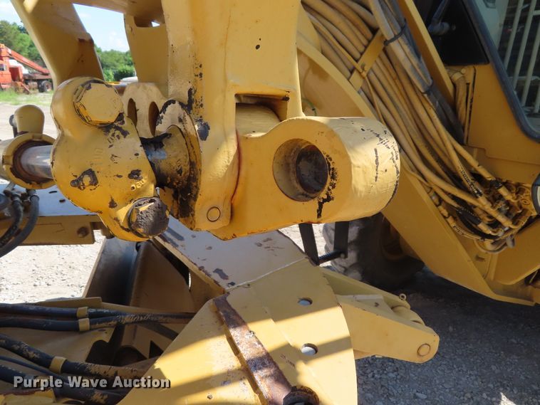 image for item DD6373 2002 Caterpillar 140H VHP motor grader