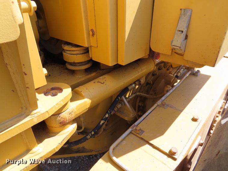 image for item DD6373 2002 Caterpillar 140H VHP motor grader