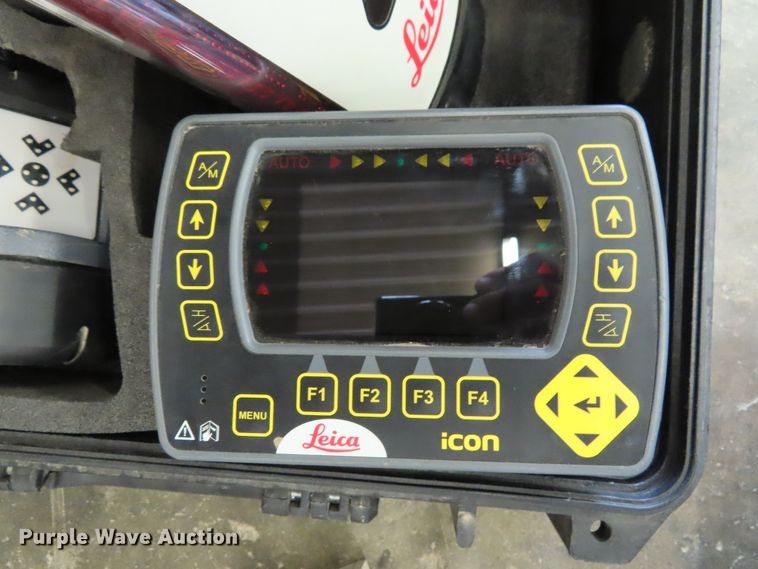 image for item DD6373 2002 Caterpillar 140H VHP motor grader