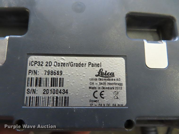 image for item DD6373 2002 Caterpillar 140H VHP motor grader