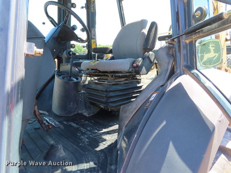 image for item DD6374 2006 John Deere 310SG backhoe