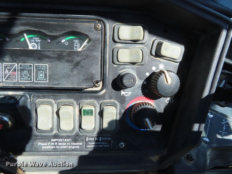 image for item DD6374 2006 John Deere 310SG backhoe