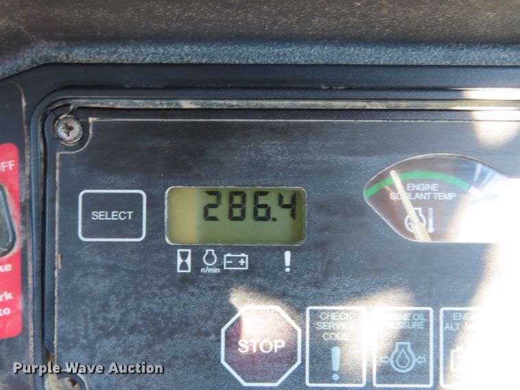 image for item DD6374 2006 John Deere 310SG backhoe