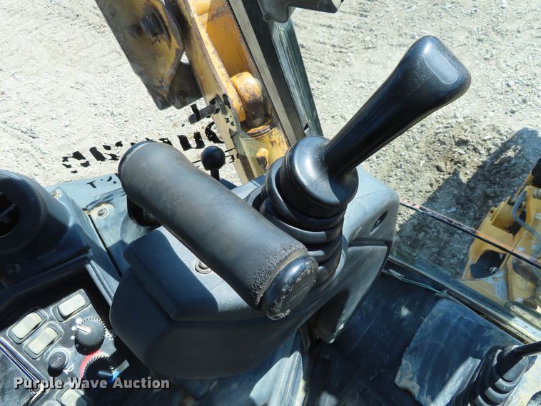 image for item DD6374 2006 John Deere 310SG backhoe