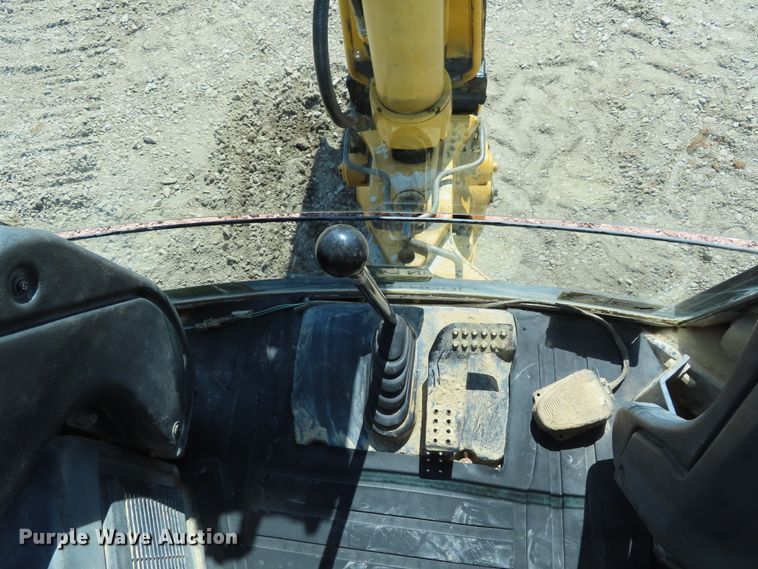 image for item DD6374 2006 John Deere 310SG backhoe