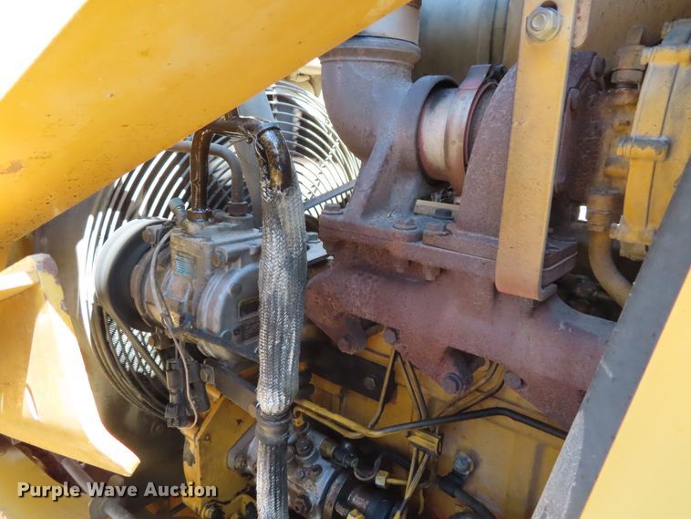 image for item DD6374 2006 John Deere 310SG backhoe