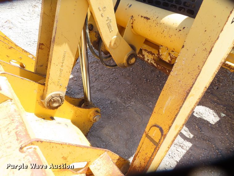 image for item DD6374 2006 John Deere 310SG backhoe