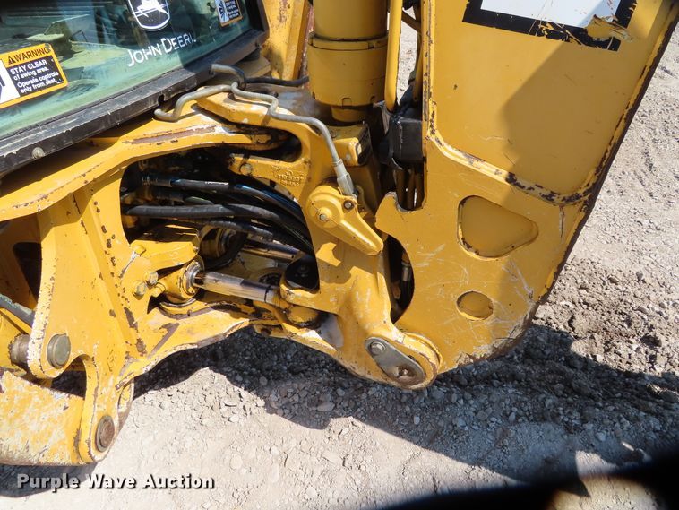 image for item DD6374 2006 John Deere 310SG backhoe