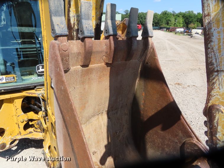 image for item DD6374 2006 John Deere 310SG backhoe