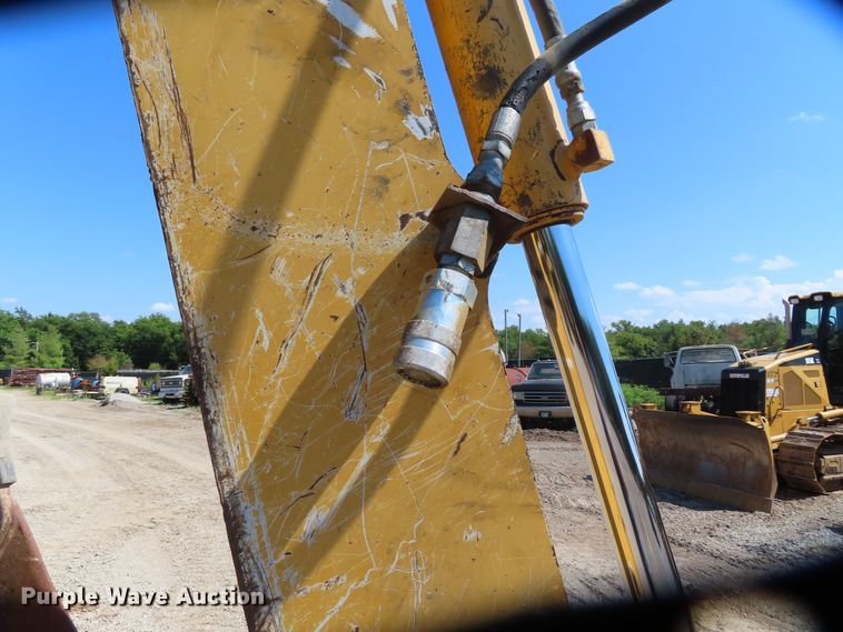 image for item DD6374 2006 John Deere 310SG backhoe