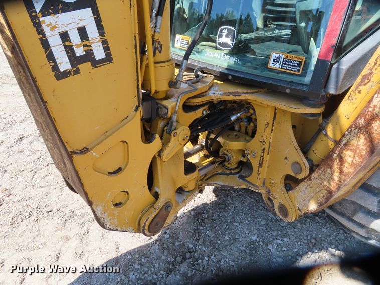 image for item DD6374 2006 John Deere 310SG backhoe