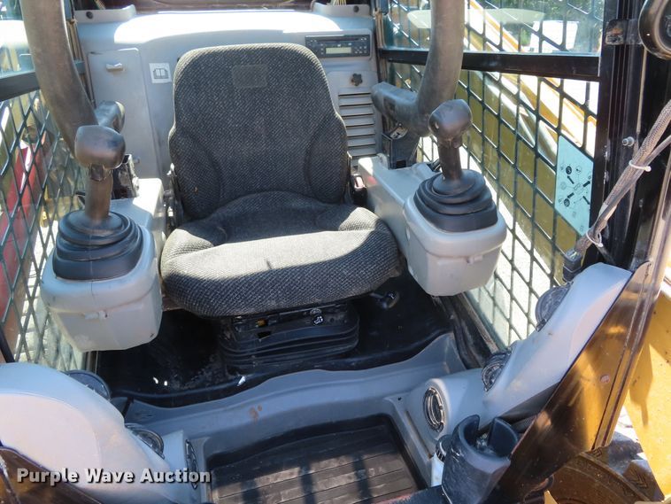 image for item DD6375 2009 Caterpillar 262C skid steer