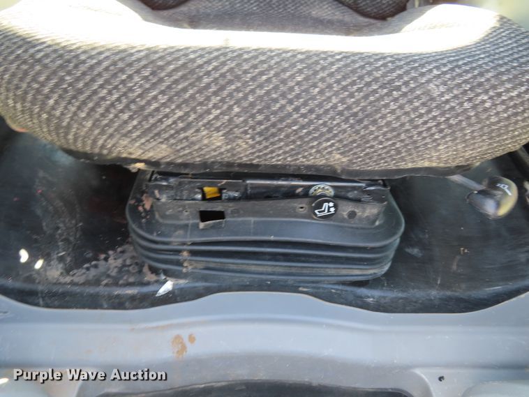 image for item DD6375 2009 Caterpillar 262C skid steer