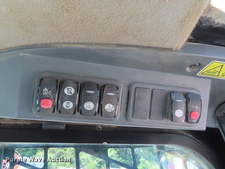 image for item DD6375 2009 Caterpillar 262C skid steer