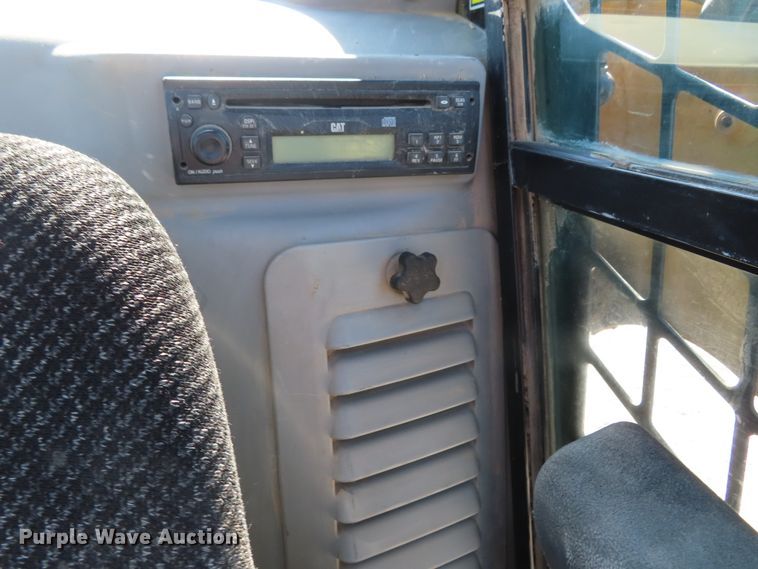 image for item DD6375 2009 Caterpillar 262C skid steer