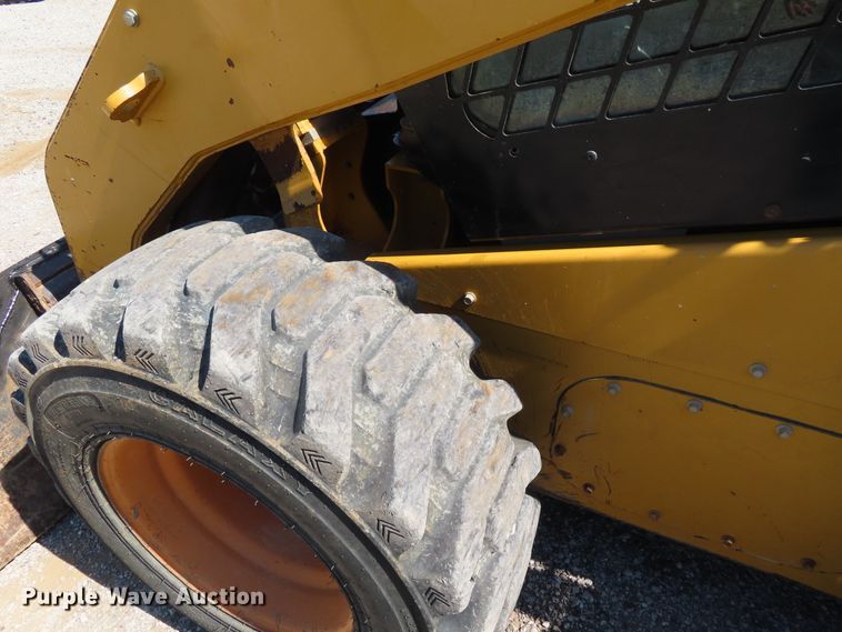 image for item DD6375 2009 Caterpillar 262C skid steer