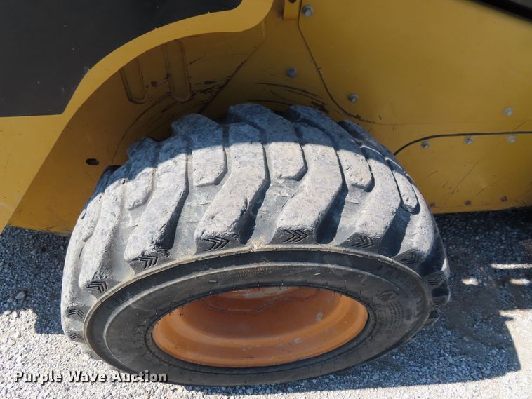 image for item DD6375 2009 Caterpillar 262C skid steer