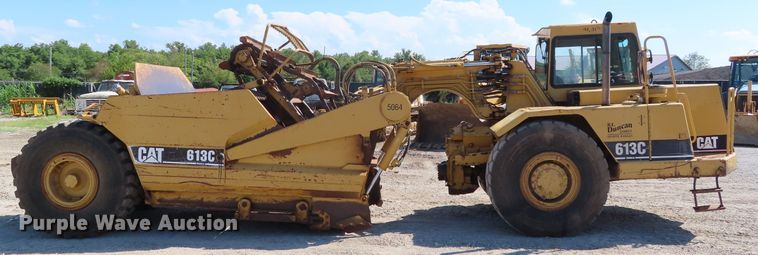 image for item DD6376 1999 Caterpillar 613C Series II elevating scraper