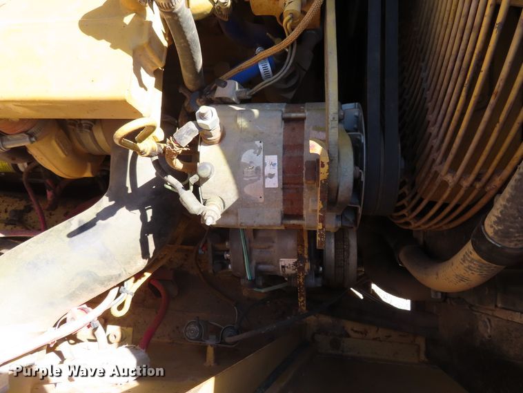 image for item DD6376 1999 Caterpillar 613C Series II elevating scraper