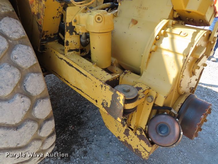 image for item DD6376 1999 Caterpillar 613C Series II elevating scraper