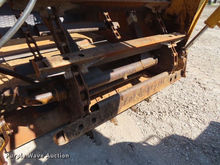 image for item DD6376 1999 Caterpillar 613C Series II elevating scraper