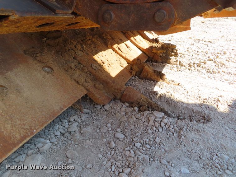 image for item DD6376 1999 Caterpillar 613C Series II elevating scraper