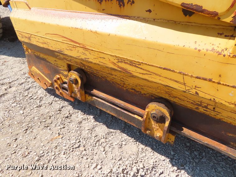 image for item DD6376 1999 Caterpillar 613C Series II elevating scraper