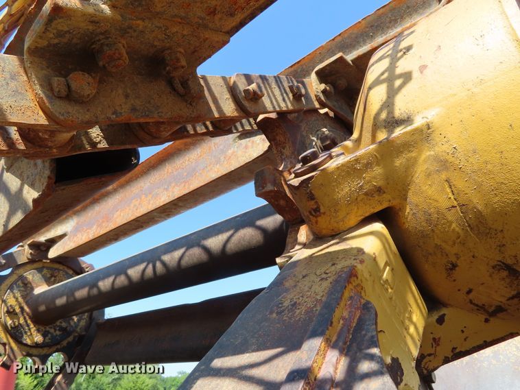 image for item DD6376 1999 Caterpillar 613C Series II elevating scraper