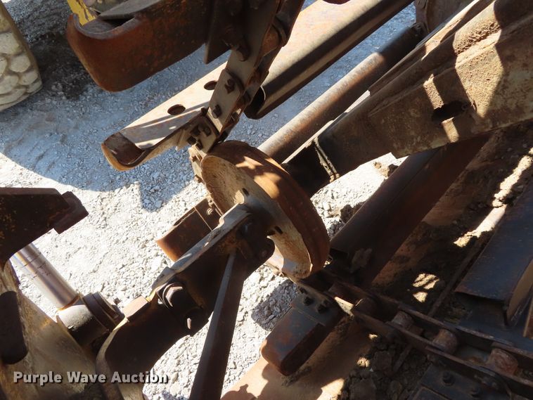 image for item DD6376 1999 Caterpillar 613C Series II elevating scraper