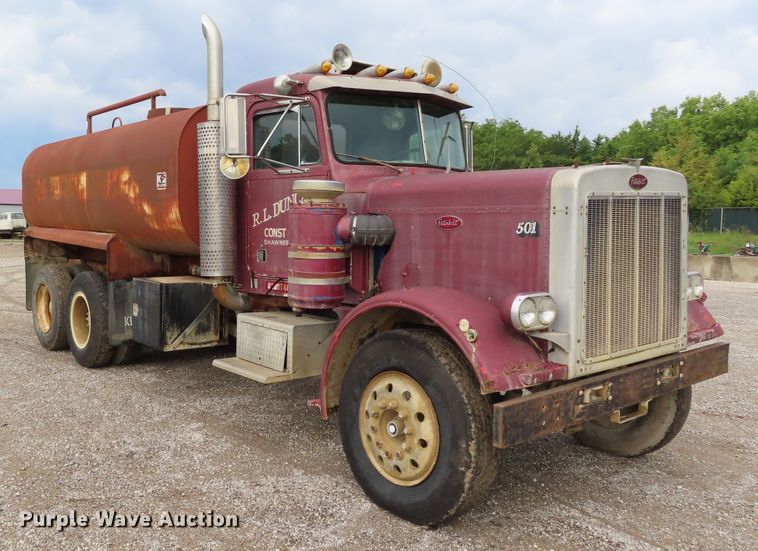 image for item DD6377 1974 Peterbilt 359M tank truck